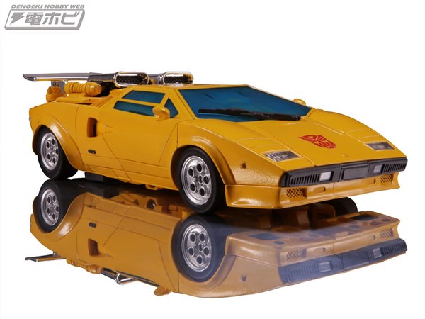 Masterpiece Sunstreaker MP 39 Stock Photo Glamour Shots 03 (3 of 16)